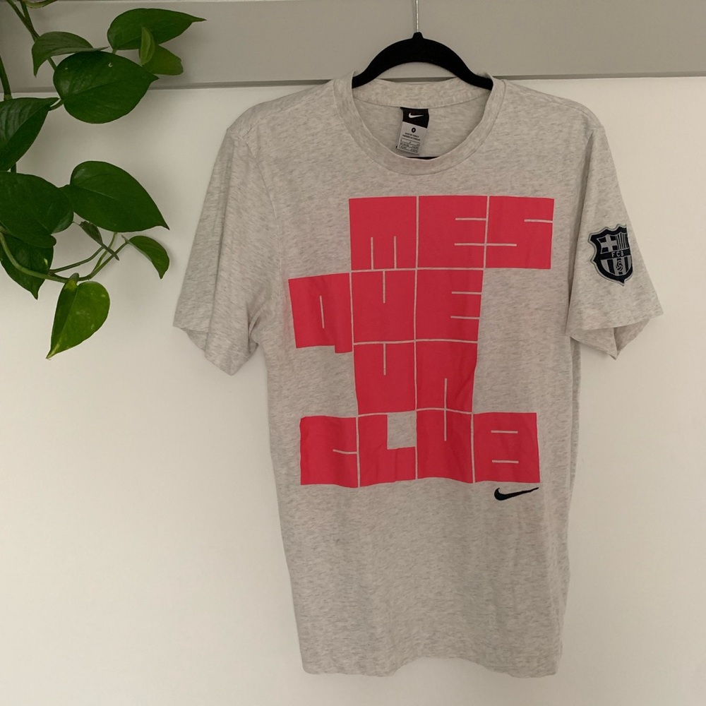 Nike FC Barcelona T-shirt small